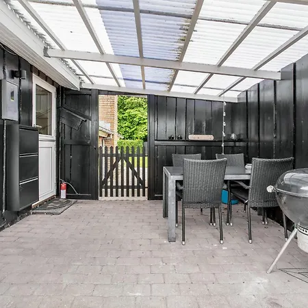 In Bjert With Kitchen